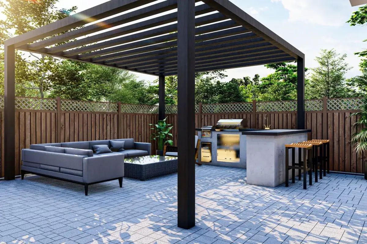 Pergola moderna con zona relax e cucina esterna, ideale per sapere come coprire un terrazzo dalla pioggia e godersi lo spazio all'aperto.